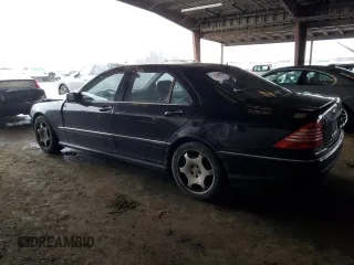 2001 Mercedes-Benz S-Class with VIN WDBNG75J31A174313, listed as a Copart auction lot 44076915 with 193,049 mi miles and Salvage Title. Bid and sale history available at carsss.com. Image 2.