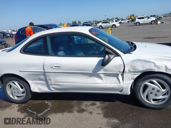 2000 Ford Escort ZX2 z VIN 3FAKP1134YR161407, wystawiony jako IAAI lot #42199401 z przebiegiem 150 611 mil mil oraz . Historia ofert i sprzedaży dostępna na DreamBid. Obrazek 13.
