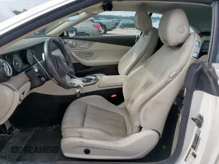 2018 Mercedes-Benz E 400 z VIN WDD1K6FB5JF047930, wystawiony jako Copart lot #58752805 z przebiegiem 31 156 mil mil oraz Czysty tytuł • Clean title. Historia ofert i sprzedaży dostępna na DreamBid. Obrazek 7.