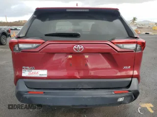 2022 Toyota RAV4 XLE with VIN JTMW1RFV6ND093623, listed as a Copart auction lot 43288075 with 11,301 mi miles and Salvage Title. Bid and sale history available at carsss.com. Image 6.