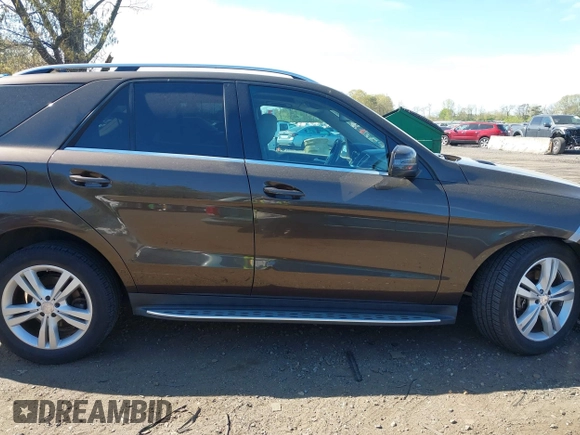 2014 Mercedes-Benz M 350 with VIN 4JGDA5HB3EA269415, listed as a IAAI auction lot 42118165 with 73,149 mi miles and . Bid and sale history available at DreamBid. Image 13.