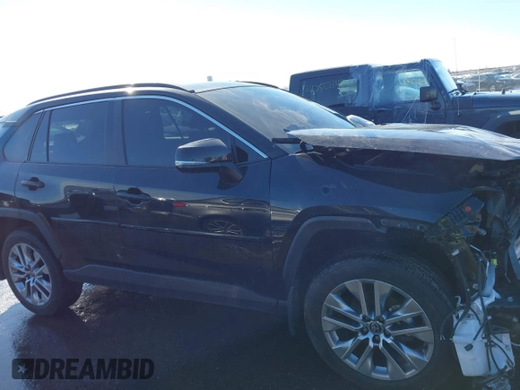 2023 Toyota RAV4 XLE Premium with VIN 2T3A1RFV1PW396812, listed as a IAAI auction lot 41753002 with 118,255 mi miles. Bid and sale history available at carsss.com. Image 13.