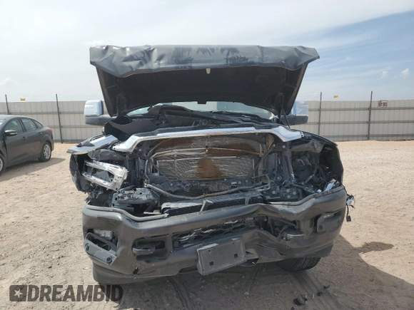 2024 Ram 2500 Laramie with VIN 3C6UR5FL9RG355268, listed as a Copart auction lot 50527165 with 33,207 mi miles and Salvage title. Bid and sale history available at DreamBid. Image 5.