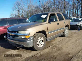 2004 Chevrolet Tahoe Special Service with VIN 1GNEK13V34J171961, listed as a IAAI auction lot 41814925 with 224,552 mi miles. Bid and sale history available at carsss.com. Image 2.