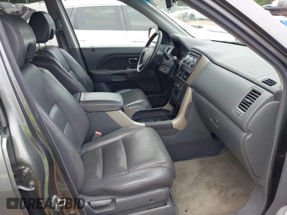 2008 Honda Pilot EX-L with VIN 5FNYF18568B053077, listed as a IAAI auction lot 42195911 with 313,879 mi miles and . Bid and sale history available at DreamBid. Image 5.