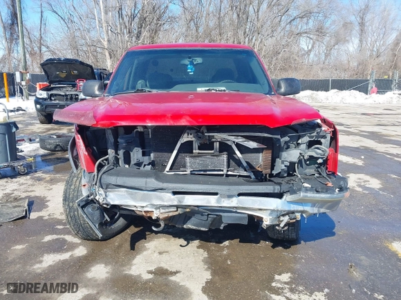 2003 Chevrolet Silverado 1500 LS with VIN 2GCEK19T931230082, listed as a IAAI auction lot 41625382 with 204,638 mi miles. Bid and sale history available at carsss.com. Image 12.