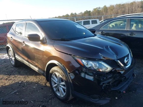 2017 Nissan Rogue Sport SV with VIN JN1BJ1CP4HW009249, listed as a IAAI auction lot 41448088 with 123,546 mi miles. Bid and sale history available at carsss.com. Image 1.