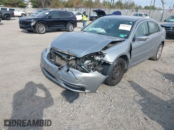 2014 Chrysler 200 LX with VIN 1C3CCBAB9EN204844, listed as a IAAI auction lot 41002852 with 143,439 mi miles. Bid and sale history available at carsss.com. Image 2.