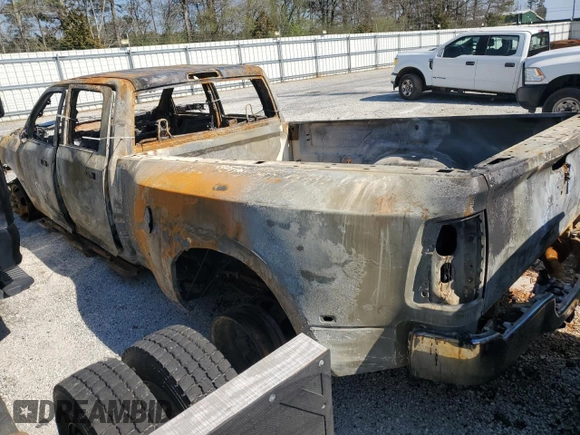 2023 Ram 3500 Tradesman z VIN 3C63RRGLXPG623758, wystawiony jako Copart lot #52343875 z przebiegiem Nie podano mil oraz Nie do naprawy • Non repairable. Historia ofert i sprzedaży dostępna na DreamBid. Obrazek 2.
