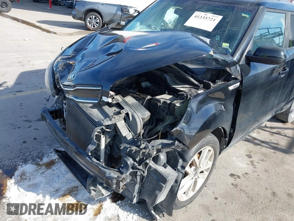 2017 Kia Soul + with VIN KNDJP3A5XH7465755, listed as a IAAI auction lot 41335721 with 179,553 mi miles. Bid and sale history available at carsss.com. Image 17.
