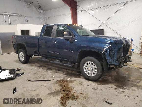 2022 Chevrolet Silverado 3500HD LT with VIN 1GC5YTE7XNF161126, listed as a Copart auction lot 85675524 with 31,318 mi miles and Salvage Title. Bid and sale history available at DreamBid. Image 4.
