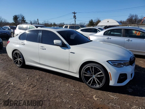 2020 BMW 3 Series 330i xDrive with VIN 3MW5R7J00L8B06930, listed as a Copart auction lot 45396185 with 86,334 mi miles and Salvage Title. Bid and sale history available at carsss.com. Image 4.