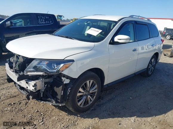 2018 Nissan Pathfinder SV with VIN 5N1DR2MM6JC613767, listed as a IAAI auction lot 41531686 with 46,124 mi miles. Bid and sale history available at carsss.com. Image 2.