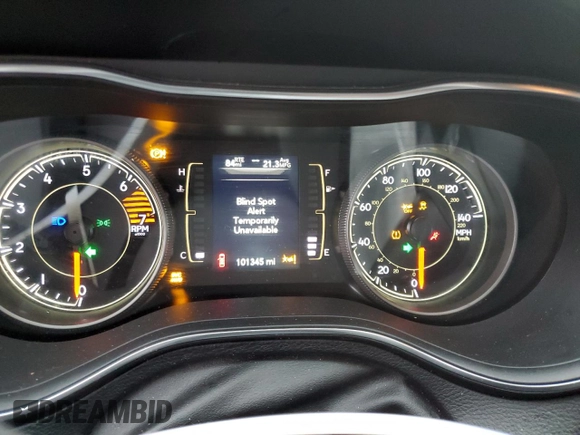 2021 Jeep Cherokee Latitude с VIN 1C4PJMCB0MD152908, выставлен на аукционе Copart как лот 84382024 с пробегом 101 345 миль миль и Списание • Salvage title. История ставок и продаж доступна на DreamBid. Изображение 9.