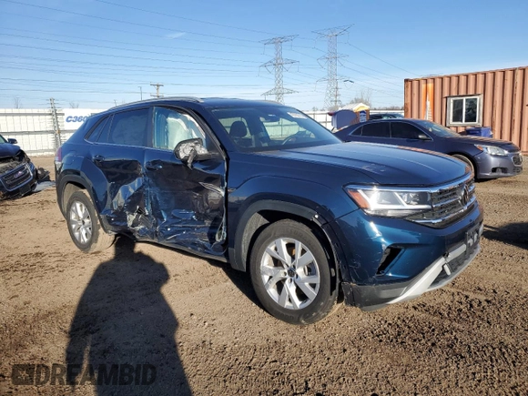 2021 Volkswagen Atlas S with VIN 1V2GC2CA7MC203640, listed as a Copart auction lot 43782745 with 61,806 mi miles and Salvage title. Bid and sale history available at DreamBid. Image 4.