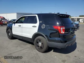 2017 Ford Police Interceptor Utility с VIN 1FM5K8AR3HGC34773, выставлен на аукционе Copart как лот 61687625 с пробегом Не указан миль и Чистый • Clean title. История ставок и продаж доступна на DreamBid. Изображение 2.