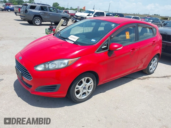 2015 Ford Fiesta SE z VIN 3FADP4EJ4FM166653, wystawiony jako IAAI lot #42410322 z przebiegiem 141 305 mil mil oraz . Historia ofert i sprzedaży dostępna na DreamBid. Obrazek 2.