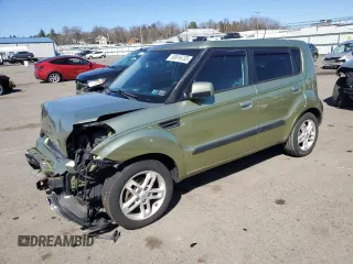 2010 Kia Soul + with VIN KNDJT2A2XA7042384, listed as a Copart auction lot 50916735 with 208,782 mi miles and Salvage Title. Bid and sale history available at carsss.com. Image 1.
