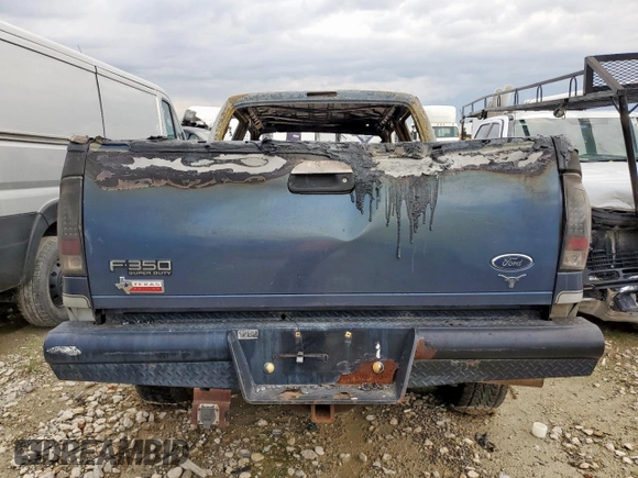 2004 Ford F-350 XL z VIN 1FTSW31P74EB47011, wystawiony jako Copart lot #55512125 z przebiegiem Nie podano mil oraz Nie do naprawy • Non repairable. Historia ofert i sprzedaży dostępna na DreamBid. Obrazek 6.