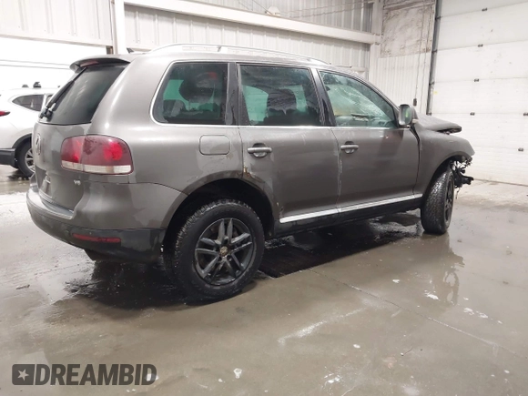 2008 Volkswagen Touareg V6 с VIN WVGBE77L18D028912, выставлен на аукционе IAAI как лот 41615381 с пробегом 182 982 миль миль и . История ставок и продаж доступна на DreamBid. Изображение 4.