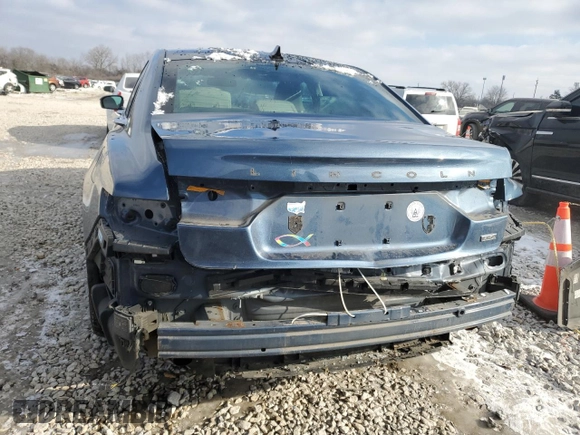 2019 Lincoln Continental Reserve with VIN 1LN6L9NPXK5602112, listed as a Copart auction lot 88939925 with 95,940 mi miles and Salvage Title. Bid and sale history available at carsss.com. Image 6.