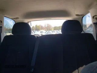 2005 GMC Envoy SLE с VIN 1GKDS13S852264341, выставлен на аукционе Copart как лот 49835015 с пробегом 178 401 миль миль и Списание • Salvage title. История ставок и продаж доступна на DreamBid. Изображение 10.