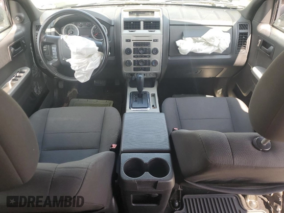 2010 Ford Escape XLT z VIN 1FMCU9D77AKC30116, wystawiony jako Copart lot #55429945 z przebiegiem 154 608 mil mil oraz Czysty tytuł • Clean title. Historia ofert i sprzedaży dostępna na DreamBid. Obrazek 8.