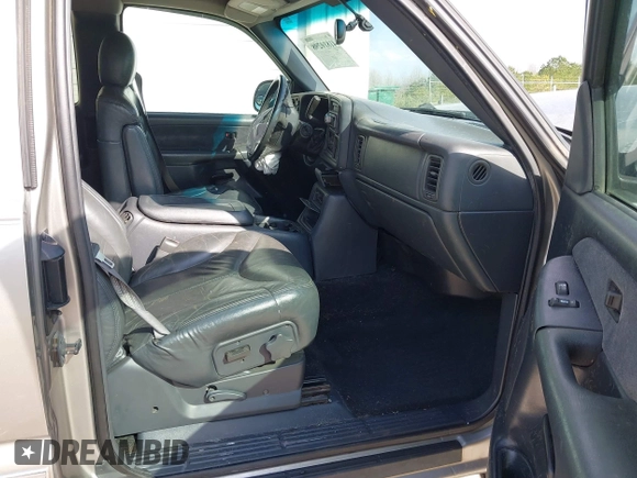 2000 GMC Sierra 1500 SLE with VIN 2GTEK19T2Y1271225, listed as a IAAI auction lot 41810298 with 223,957 mi miles and . Bid and sale history available at DreamBid. Image 5.