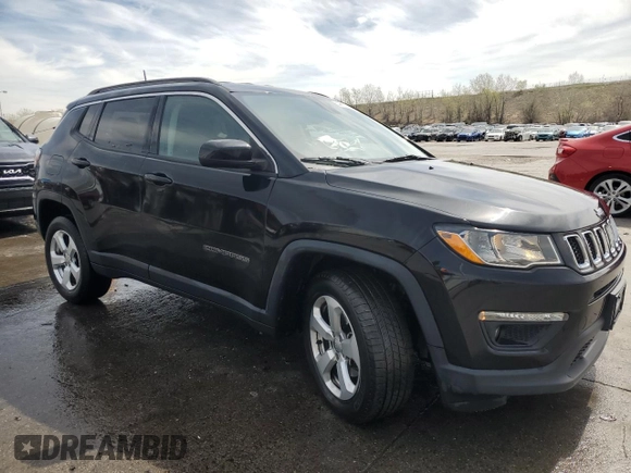 2018 Jeep Compass Altitude with VIN 3C4NJDBBXJT150565, listed as a Copart auction lot 54413725 with 68,790 mi miles and Salvage title. Bid and sale history available at DreamBid. Image 4.