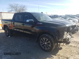 2023 Chevrolet Silverado 1500 LT with VIN 3GCUDDE87PG357998, listed as a Copart auction lot 88115475 with 43,024 mi miles and Salvage Title. Bid and sale history available at carsss.com. Image 4.