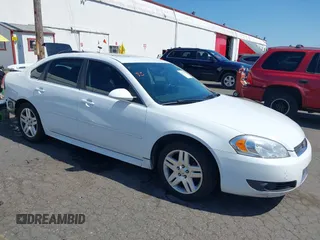2011 Chevrolet Impala LT Fleet z VIN 2G1WG5EK8B1297838, wystawiony jako IAAI lot #42107145 z przebiegiem 288 459 mil mil oraz . Historia ofert i sprzedaży dostępna na DreamBid. Obrazek 1.