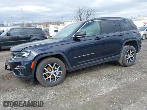 2024 Jeep Grand Cherokee Limited with VIN 1C4RJHBG2RC200659, listed as a IAAI auction lot 41806655 with 7,389 mi miles and . Bid and sale history available at DreamBid. Image 16.