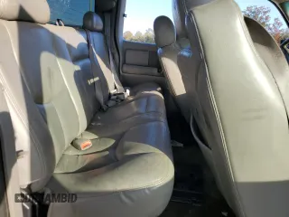2003 GMC Sierra Denali z VIN 2GTFK69U031261036, wystawiony jako Copart lot #75353324 z przebiegiem 192 762 mil mil oraz Szkody całkowita. Historia ofert i sprzedaży dostępna na DreamBid. Obrazek 10.