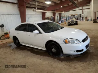 2016 Chevrolet Impala Police Police z VIN 2G1WD5E34G1155012, wystawiony jako Copart lot #56284465 z przebiegiem 130 649 mil mil oraz Tytuł czysty. Historia ofert i sprzedaży dostępna na DreamBid. Obrazek 4.