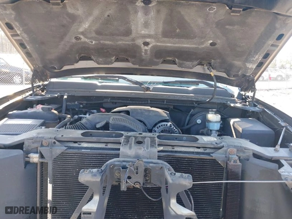 2007 Chevrolet Silverado 1500 LT w/1LT with VIN 2GCEK13C371608346, listed as a IAAI auction lot 41417978 with 171,167 mi miles. Bid and sale history available at carsss.com. Image 10.