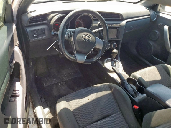 2013 Scion tC z VIN JTKJF5C78D3064325, wystawiony jako Copart lot #53845325 z przebiegiem 169 420 mil mil oraz Szkoda całkowita • Salvage title. Historia ofert i sprzedaży dostępna na DreamBid. Obrazek 8.