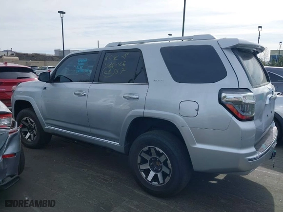 2019 Toyota 4Runner SR5 with VIN JTEBU5JR2K5690374, listed as a IAAI auction lot 41375797 with 62,188 mi miles. Bid and sale history available at carsss.com. Image 14.