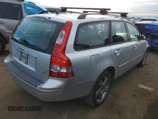 2005 Volvo V50 с VIN YV1MJ682252049231, выставлен на аукционе Copart как лот 72075204 с пробегом 106 739 миль миль и Чистый • Clean title. История ставок и продаж доступна на DreamBid. Изображение 3.