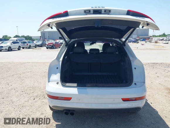 2016 Audi Q3 Premium Plus with VIN WA1EFCFS1GR006694, listed as a IAAI auction lot 42007479 with 103,901 mi miles and . Bid and sale history available at DreamBid. Image 17.
