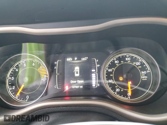 2018 Jeep Cherokee Latitude with VIN 1C4PJMCX5JD589634, listed as a Copart auction lot 42733965 with 127,927 mi miles and Salvage title. Bid and sale history available at DreamBid. Image 9.