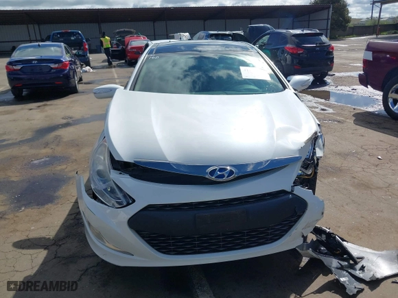 2015 Hyundai Sonata Hybrid Limited with VIN KMHEC4A40FA124788, listed as a IAAI auction lot 41936920 with 112,002 mi miles. Bid and sale history available at carsss.com. Image 12.