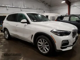 2021 BMW X5 xDrive40i with VIN 5UXCR6C03M9F46957, listed as a Copart auction lot 46236825 with 74,317 mi miles and Salvage Title. Bid and sale history available at carsss.com. Image 4.