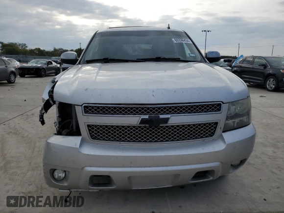2014 Chevrolet Tahoe LTZ z VIN 1GNSCCE08ER159286, wystawiony jako Copart lot #80336434 z przebiegiem 182 643 mil mil oraz Szkoda całkowita • Salvage title. Historia ofert i sprzedaży dostępna na DreamBid. Obrazek 5.