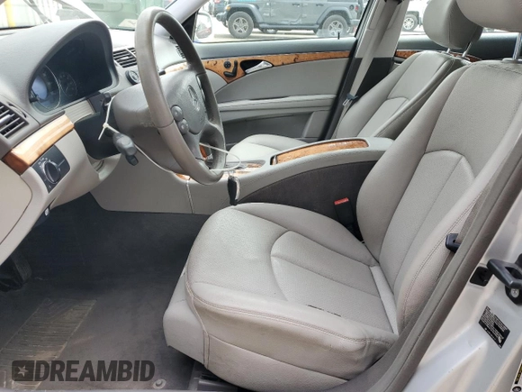 2009 Mercedes-Benz E Luxury 3.5L with VIN WDBUF87X09B372911, listed as a Copart auction lot 53430975 with 174,585 mi miles and Salvage Title. Bid and sale history available at carsss.com. Image 7.