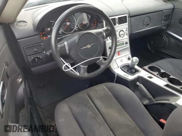 2005 Chrysler Crossfire z VIN 1C3AN59L45X032968, wystawiony jako Copart lot #57151565 z przebiegiem 157 616 mil mil oraz Tytuł czysty. Historia ofert i sprzedaży dostępna na DreamBid. Obrazek 8.