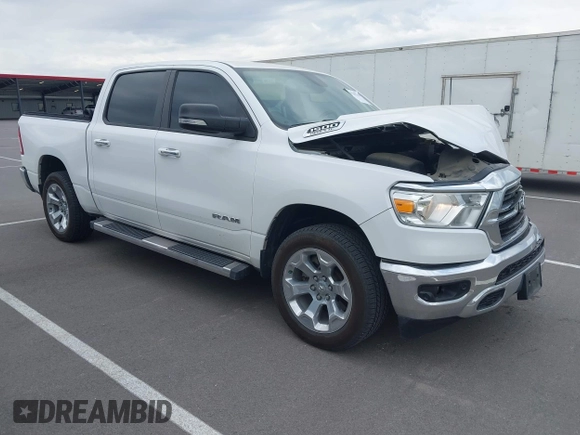 2020 Ram 1500 Big Horn z VIN 1C6SRFFT0LN394102, wystawiony jako IAAI lot #42282361 z przebiegiem 56 065 mil mil oraz . Historia ofert i sprzedaży dostępna na DreamBid. Obrazek 1.