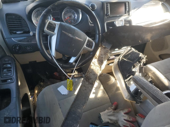 2012 Chrysler Town & Country Touring with VIN 2C4RC1BG8CR283188, listed as a Copart auction lot 46452055 with 277,401 mi miles and Salvage Title. Bid and sale history available at DreamBid. Image 8.