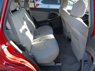 2007 Toyota RAV4 Limited with VIN JTMBK31V076027687, listed as a IAAI auction lot 41592704 with 247,113 mi miles. Bid and sale history available at carsss.com. Image 8.