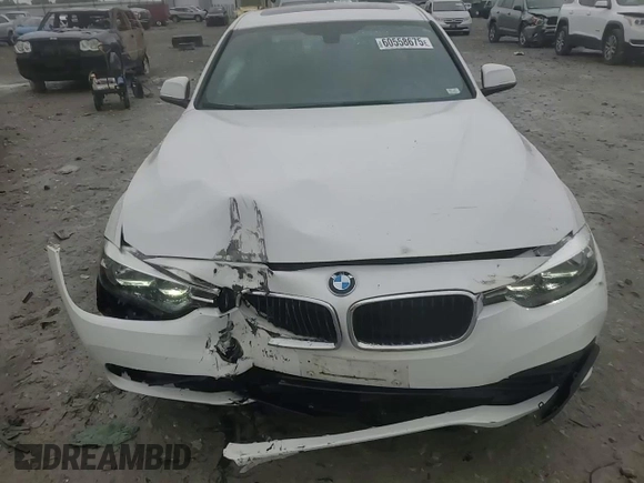 2016 BMW 3 Series 320i xDrive z VIN WBA8E5G54GNU20471, wystawiony jako Copart lot #60558675 z przebiegiem 79 978 mil mil oraz Szkoda całkowita • Salvage title. Historia ofert i sprzedaży dostępna na DreamBid. Obrazek 13.