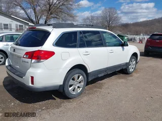 2011 Subaru Outback 2.5i Prem AWP with VIN 4S4BRCCC6B3442381, listed as a IAAI auction lot 41888322 with 164,231 mi miles. Bid and sale history available at carsss.com. Image 4.